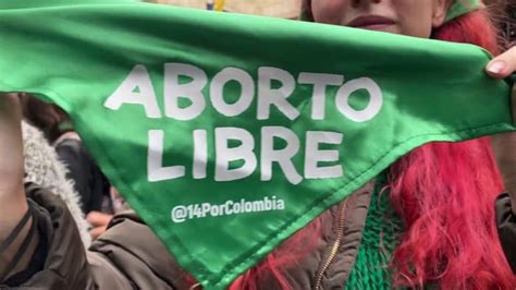 Activistas A Favor Del Aborto Celebran Victoria Histórica En Colombia