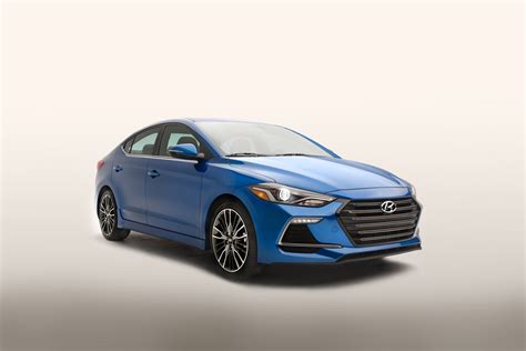 Hyundai Reveals The New Elantra Sport