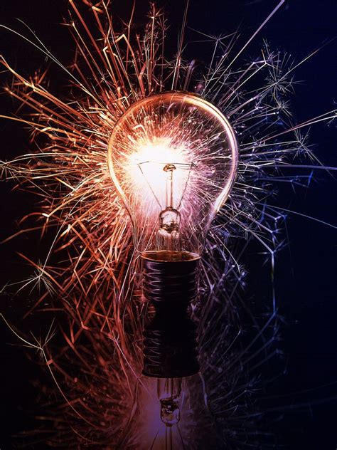 Exploding Bulb By Baha Orhun Ulusu 500px Bulb Light Bulb Baha