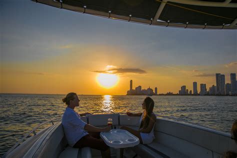 Paseo Por La Bahía De Cartagena Boating Cartagena