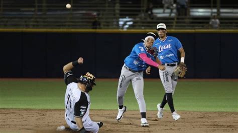 Guerreros Pegan Tres Cuadrangulares Y Vencen A Los Bravos De Le N