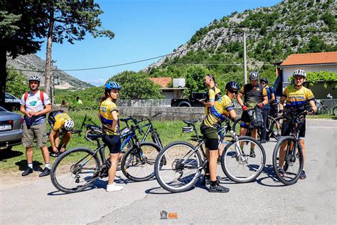 FOTO Više od stotinu biciklista na Ćiro biciklijadi od Hutova do