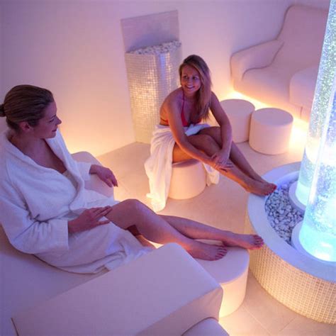 Relaxation Area Aqua Meditation Room Spa4