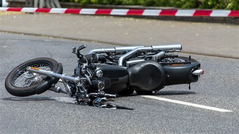 Motorradfahrer Stirbt Nach Unfall Mit Lkw In Schlitz Hessenschau De