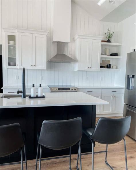 White Vertical Shiplap Accent Wall In Kitchen Soul Lane