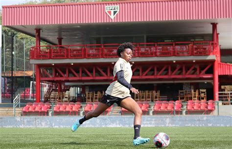 SPNet Em Cotia São Paulo encara o Red Bull Bragantino pelo estadual