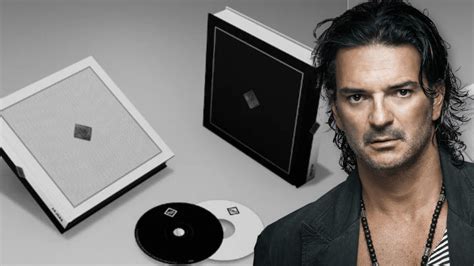 Ricardo Arjona Libro Blanco Y Negro De Qu Trata El Lujoso Libro