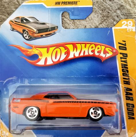 Hot Wheels Premiere 70 Plymouth AAR Cuda Universo Hot Wheels