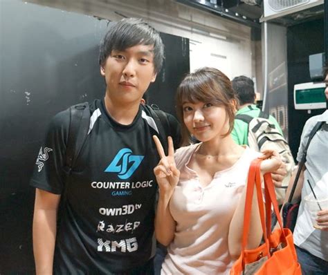 Doublelift And His Not So Secret Gf Yuri Seo Imgur