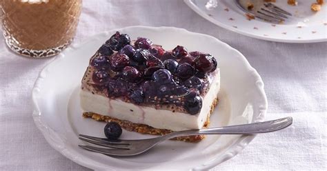 Osve Ilna Poletna Zdrava Sladica Borovni Eve Cheesecake Kocke