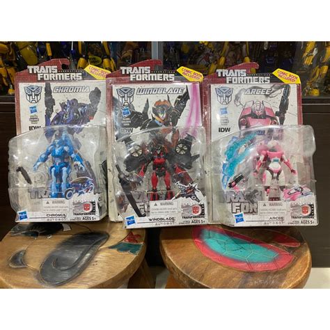 IDW TRANSFORMER GENERATIONS FEMBOT ARCEE WINDBLADE CHROMIA Shopee