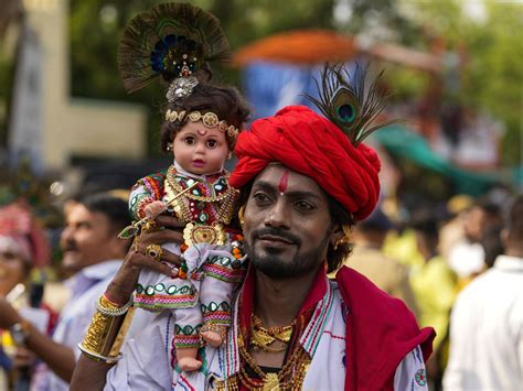 Pm Modi Greets The Nation As Lord Jagannath S Chariot Festival Begins