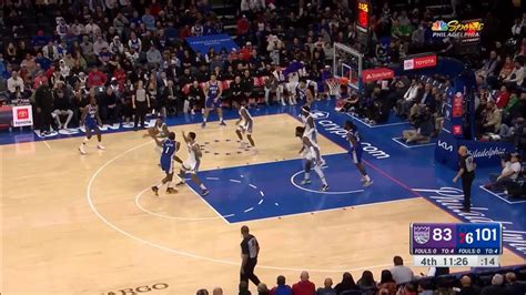 Malik Monk with a dunk vs the Philadelphia 76ers - Yahoo Sports