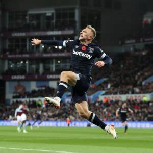 Paul Merson Lauds Outstanding West Ham Ace Jarrod Bowen Read West Ham