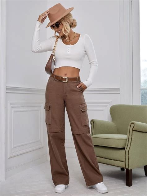 How To Style Brown Cargo Pants Best Women S Guide 2024