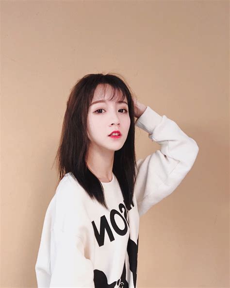 Tuyển tập hot girl chỉ đẹp khi không lỡ bị bóc mẽ nhan sắc thật ngoài đời đen thôi chứ đỏ