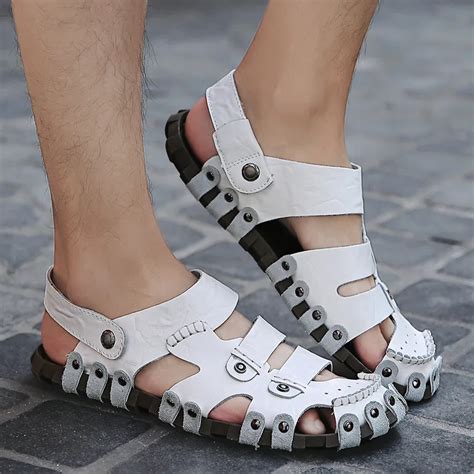 New Fashion Men Beach Sandals High Quality Genuine Leather Sandals Men