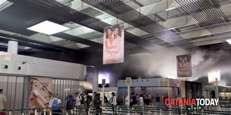 Incendio In Aeroporto A Catania Le Foto Di Ezio Cairoli