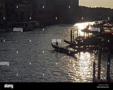 Gondola Shapes Hi Res Stock Photography And Images Alamy