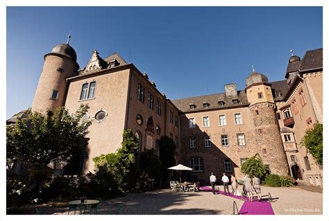 Schloss Burg Namedy Andernach Leifhelm Foto Hochzeitsfotograf