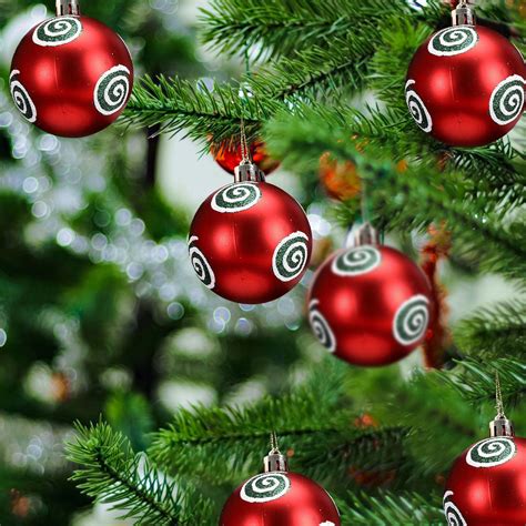 ball xmas tree 7