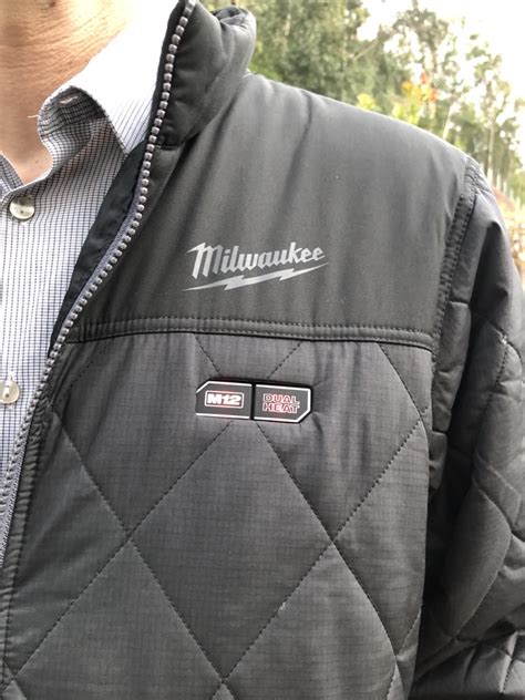 Milwaukee Heated Jacket - The Axis of Thermal - Home Fixated