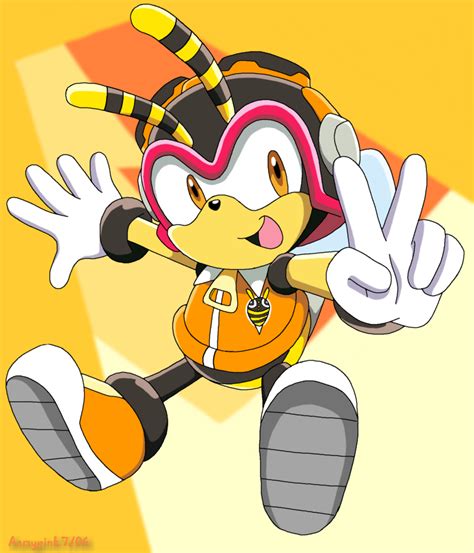 Charmy Bee by Aamypink on DeviantArt