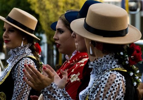 Premium Photo Close Up Of Women In Traditional Clothing Clapping