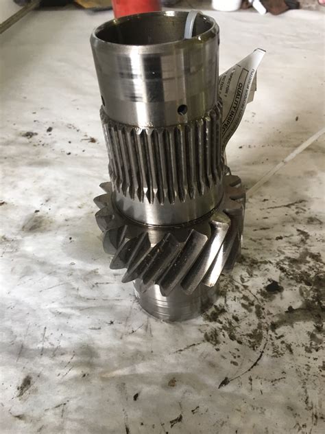 John Deere 4630 Pto Gear Idler Shaft