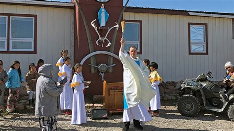 Misyjne Drogi Pobożność maryjna nie tylko dla kobiet Oblaci pl