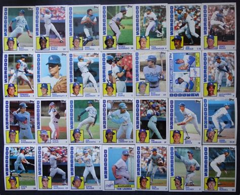 Topps Los Angeles Dodgers Team Set Of Baseball Cards Ebay