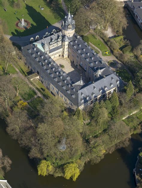 Luftaufnahme Detmold Wassergraben Mit Wasserschlo Schloss