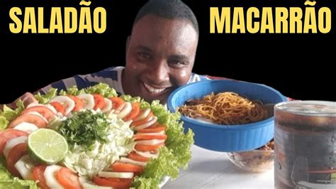 ASMR COMENDO MACARRÃO FEIJÃO COXINHAS DE FRANGO SALADA E REFRIGERANTE