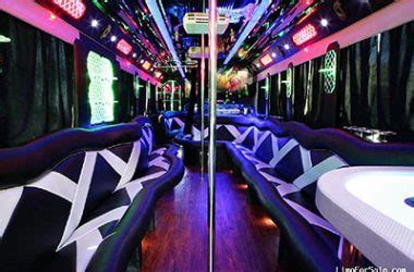 5 Reasons to Hire a Party Bus for Your Night Out | Le Limo