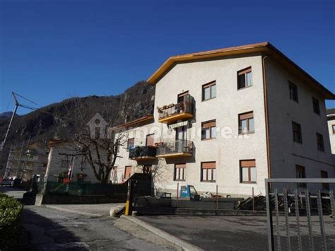 Vendita Appartamento Chiavenna Trilocale In Via Della Violina Da