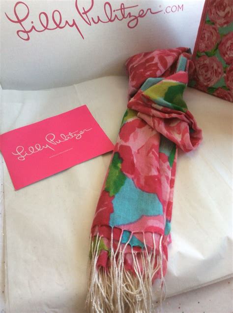 Rare Lilly Pulitzer Hotty Pink First Impressions Silk Cashmere Murfee