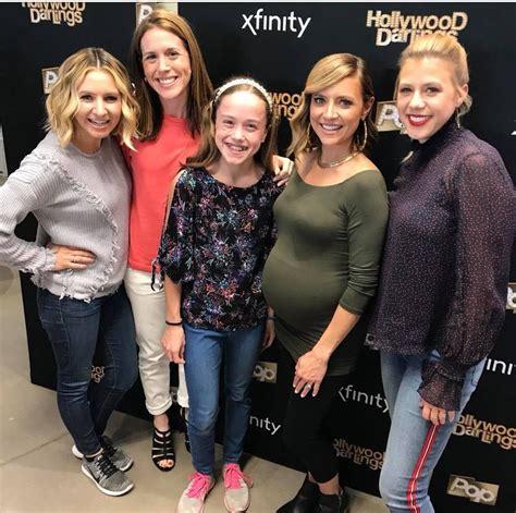 Hanging With 90s Stars Jodie Sweetin And Beverley Mitchell To Celebrate