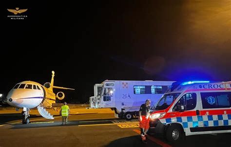 Neonata Di Giorni Trasferita D Urgenza A Milano Il Volo Salva Vita