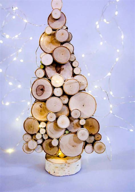 19 Best Wooden Christmas Decorations Ideas Designs To Buy Homebnc Homebnc