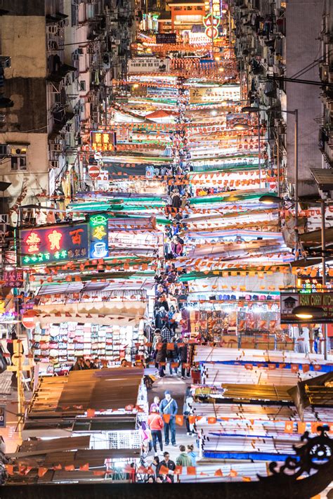 香港攝影景點｜油麻地廟街夜景是來到香港不能錯過的，新舊文化的衝擊，廟街讓你回到舊時香港 羅賓的攝影漫步