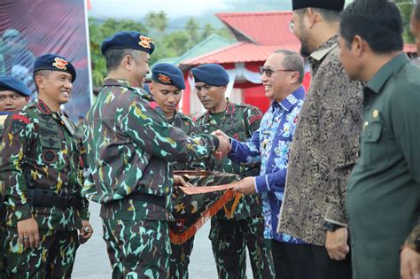 Wali Kota Ternate Terima Piagam Penghargaan Dari Kapolda Maluku Utara