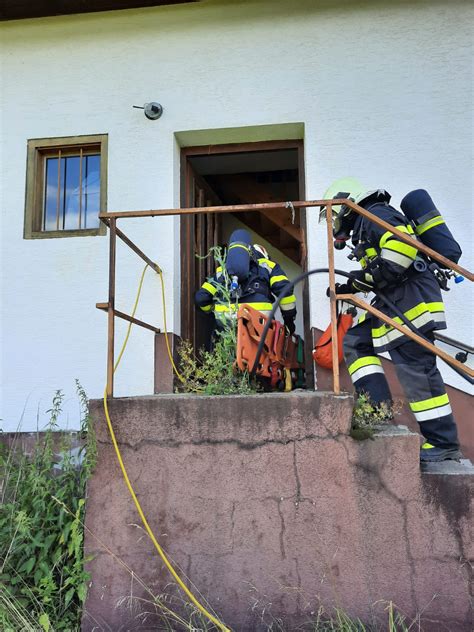 Atemschutz Bung In Hollern Freiwillige Feuerwehr St Thomas Am Zeiselberg