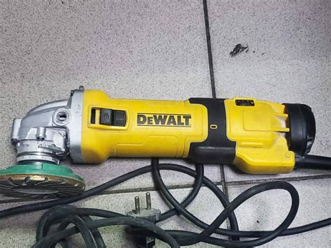 Dewalt Dwe