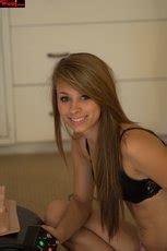 Hot Dirty Blonde Teen Poses In Her Sexy Bikini For Local Photographer Photos