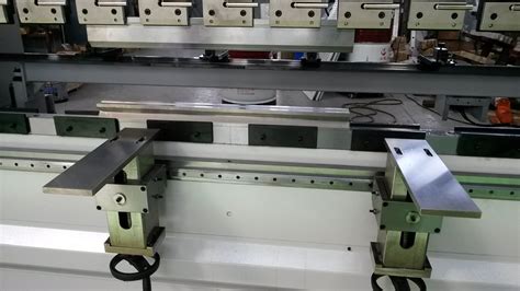 Ahyw M Cnc Press Brakes T Axis Suppliers Factory And