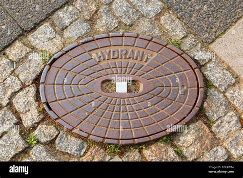 Lid For Underground Fire Hydrant Stock Photo Alamy