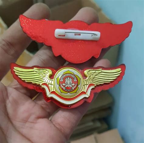 PIN KARANG TARUNA MODEL WING LAPIS AKRILIK MERAH Lazada Indonesia