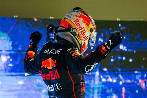 Redbull Faz Dobradinha E Sergio Pérez Vence Gp Da Arábia Saudita