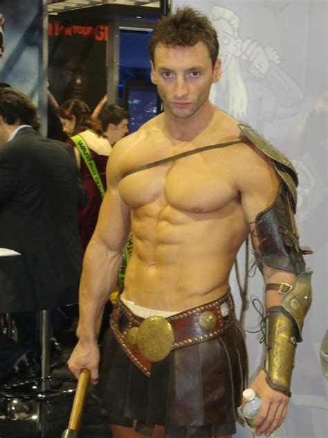 Gladiator | Comic con, Comics, Sexy cosplay