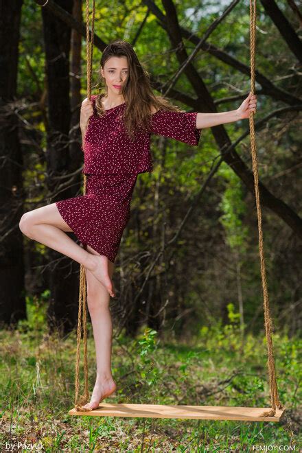 Mila Azul Swing Femjoy Femjoy Porn Pic